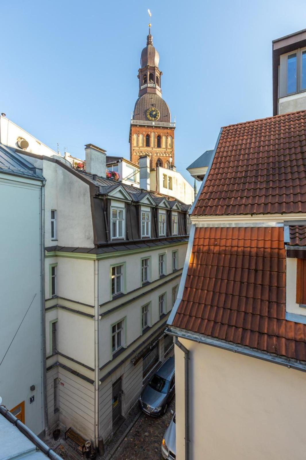 Amber Private Rooms Riga Buitenkant foto