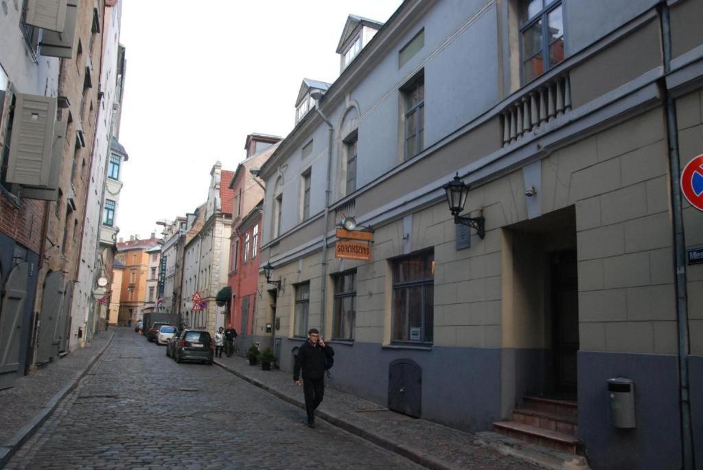 Amber Private Rooms Riga Buitenkant foto